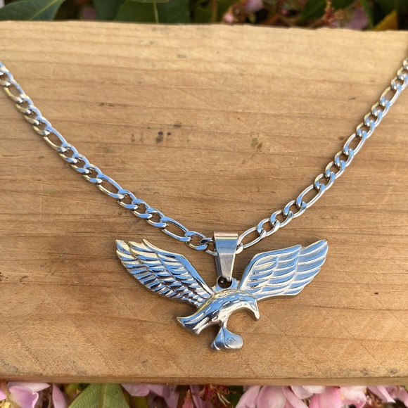 Stainless Steel Eagle Pendant and Chain Men Women WATERPROOF / Águila Acero - Picture 2 of 5